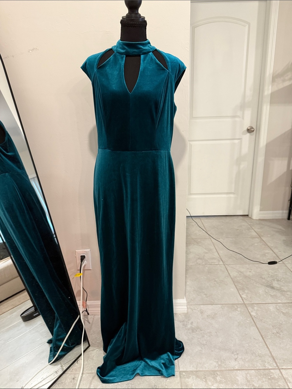 MARINA Teal Velvet Maxi Gown with Keyhole Neckline Party Wedding Formal